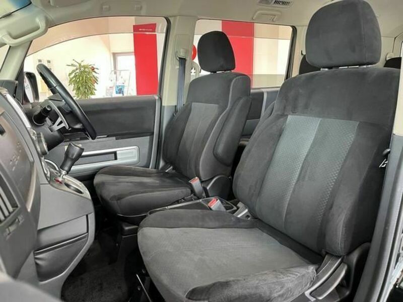 DELICA D5