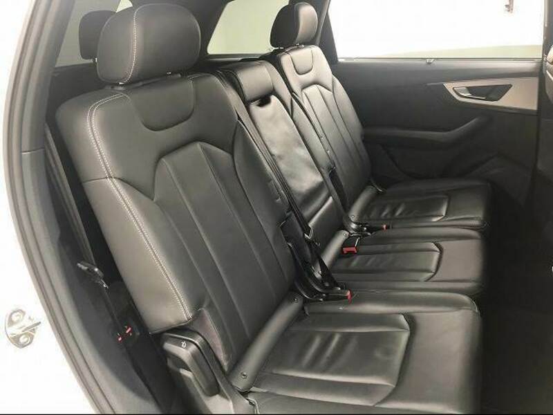 Q7