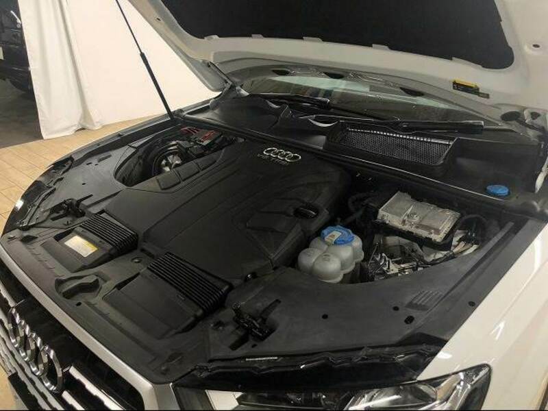 Q7
