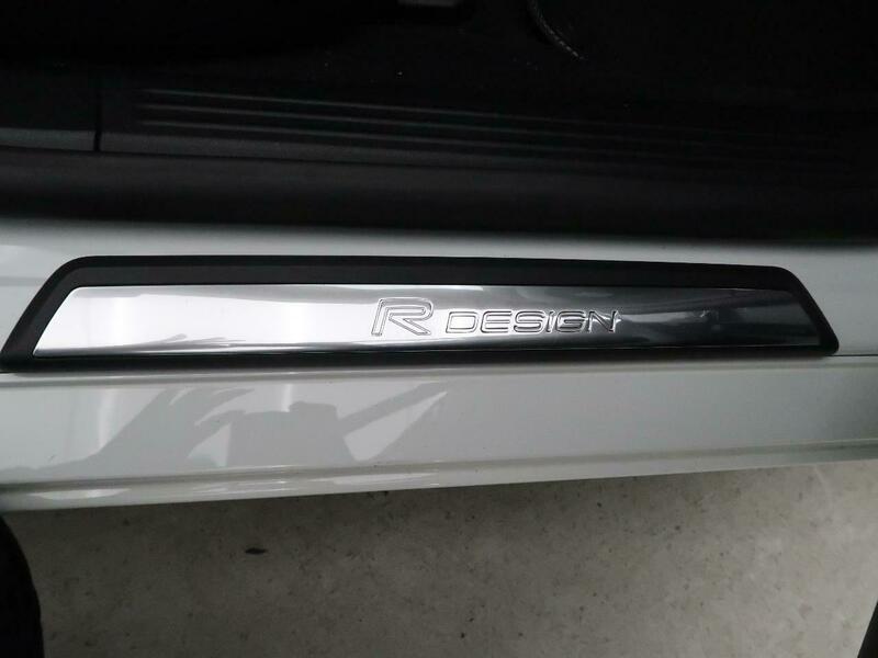 V40