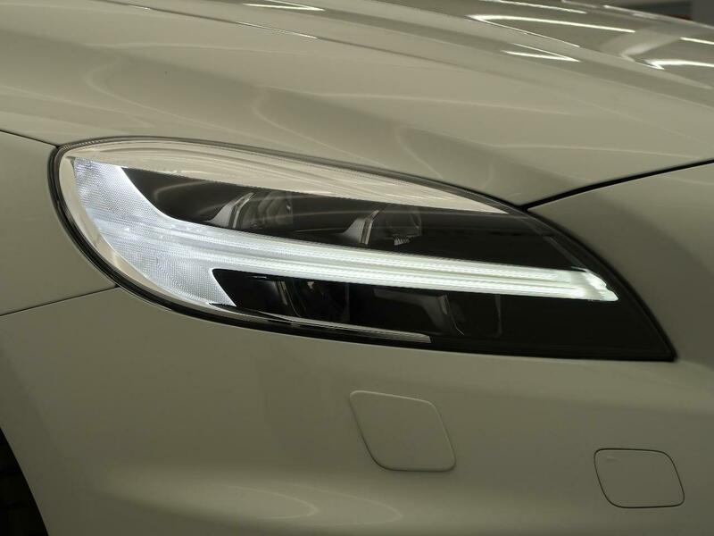 V40