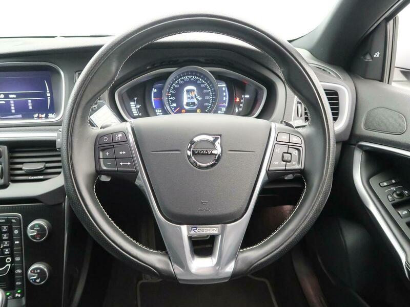 V40
