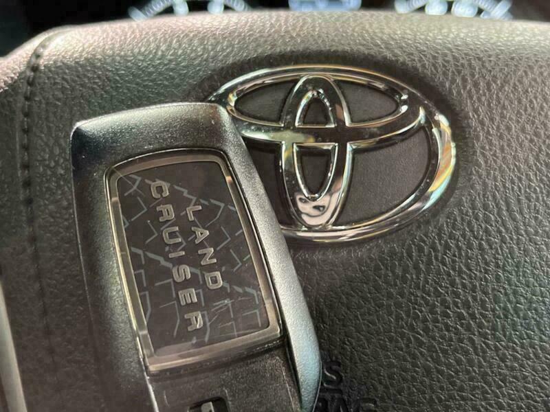 LAND CRUISER