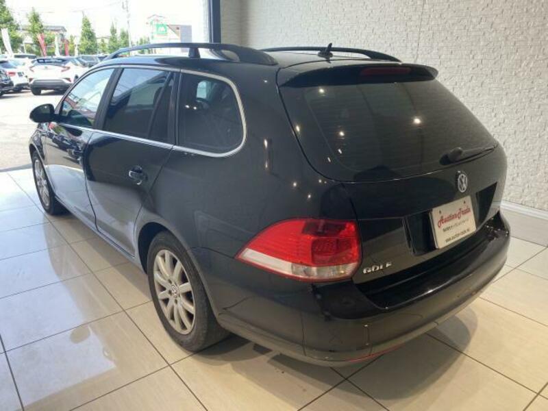 GOLF VARIANT