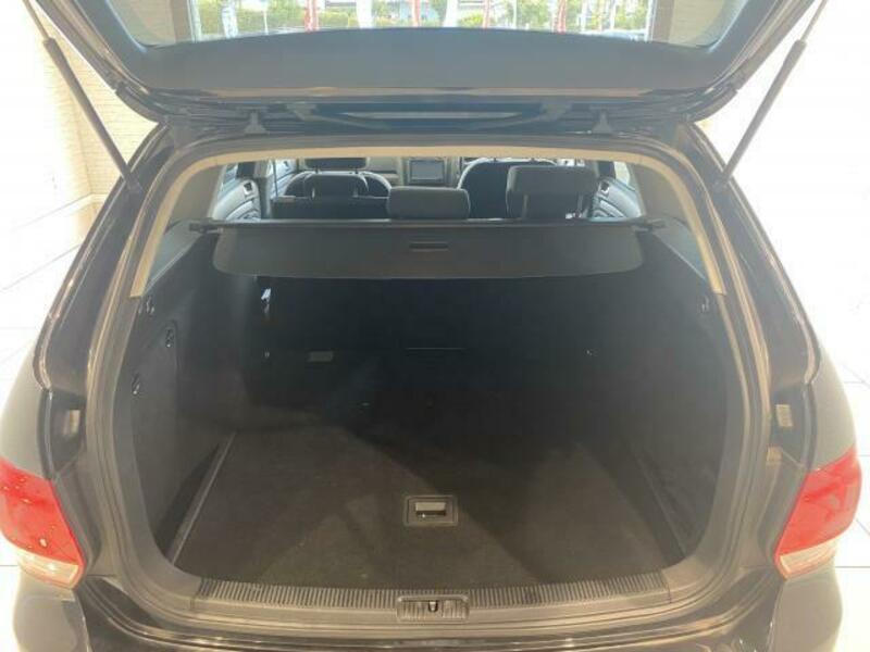GOLF VARIANT