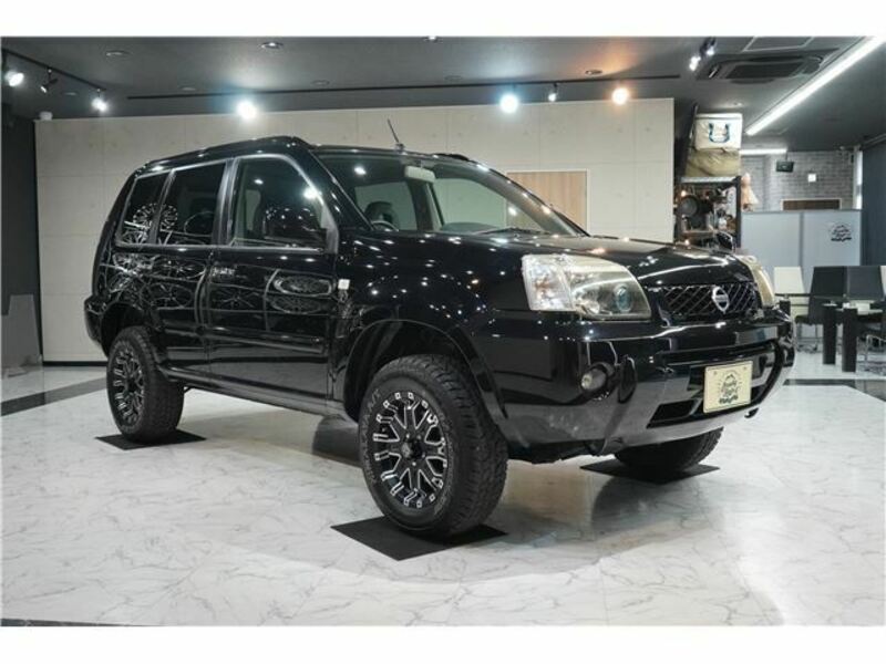 X-TRAIL