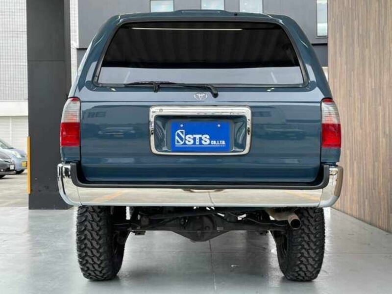 HILUX SURF