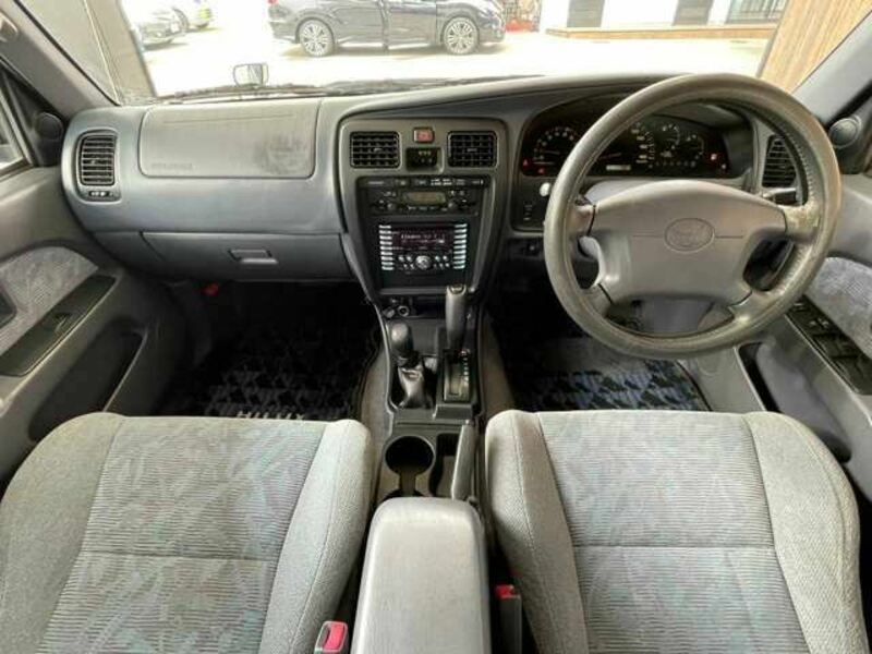 HILUX SURF
