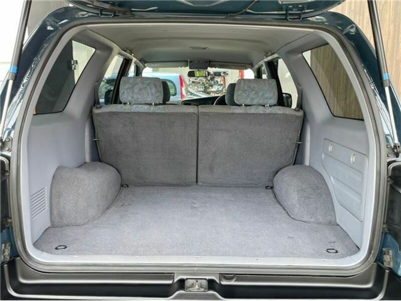 HILUX SURF