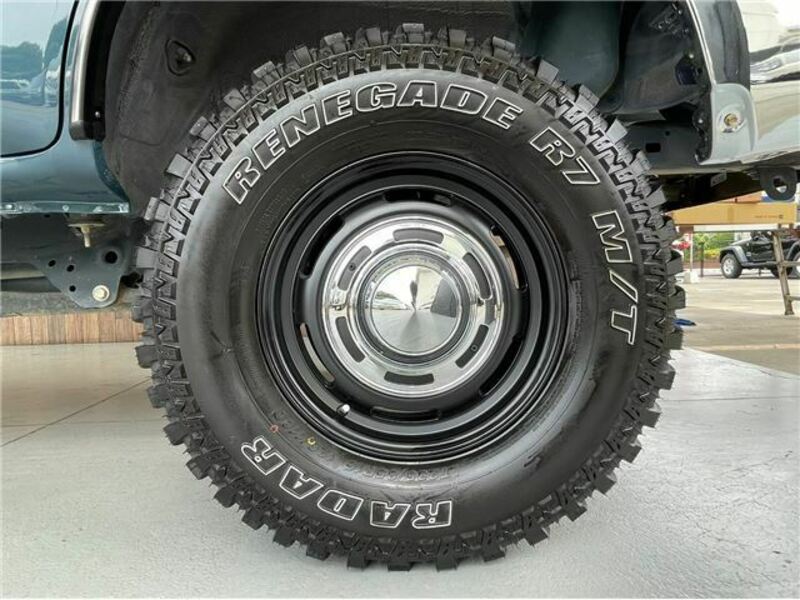 HILUX SURF