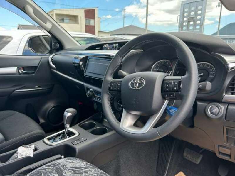 HILUX