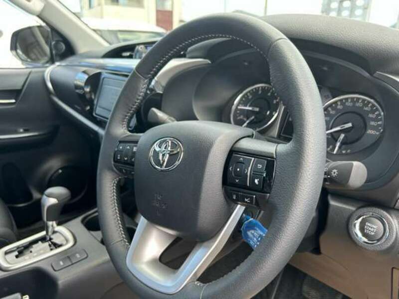 HILUX