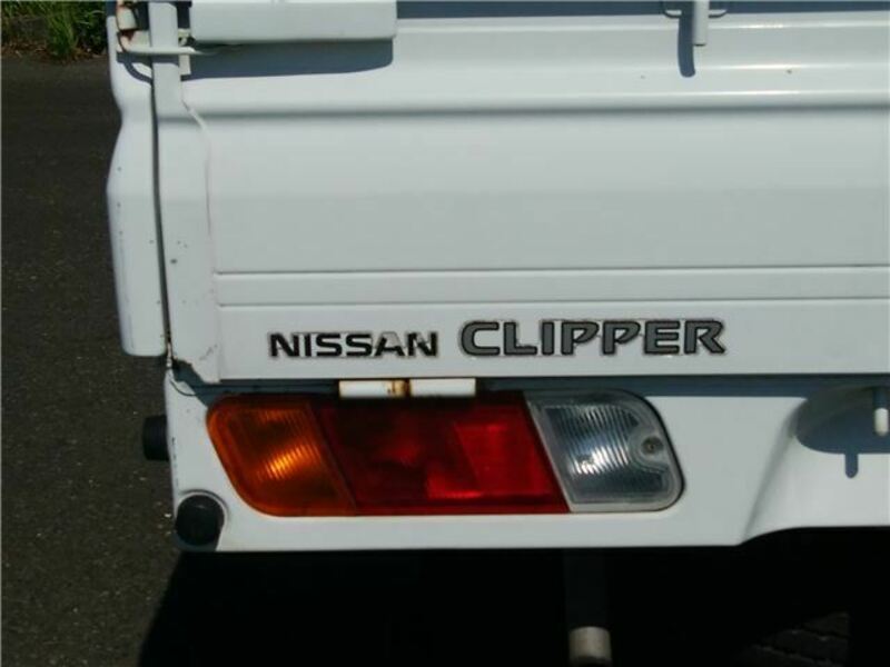 CLIPPER TRUCK