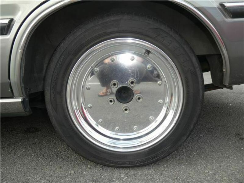 GLORIA WAGON