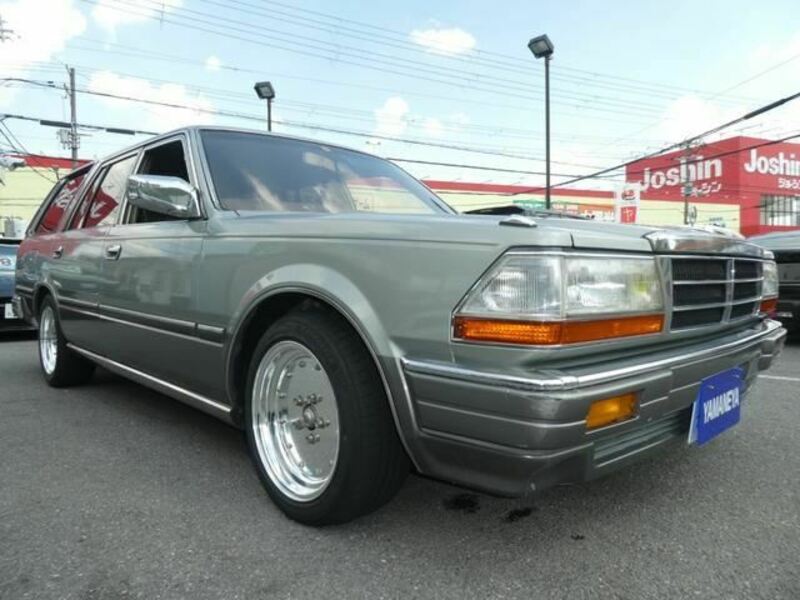 GLORIA WAGON