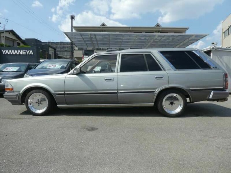 GLORIA WAGON