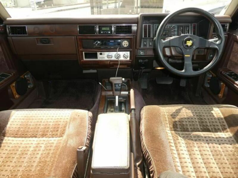 GLORIA WAGON