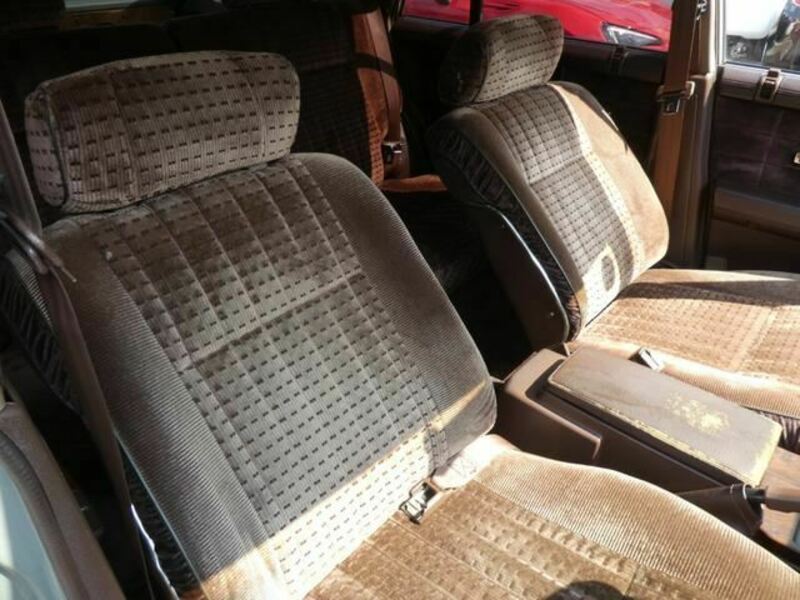 GLORIA WAGON