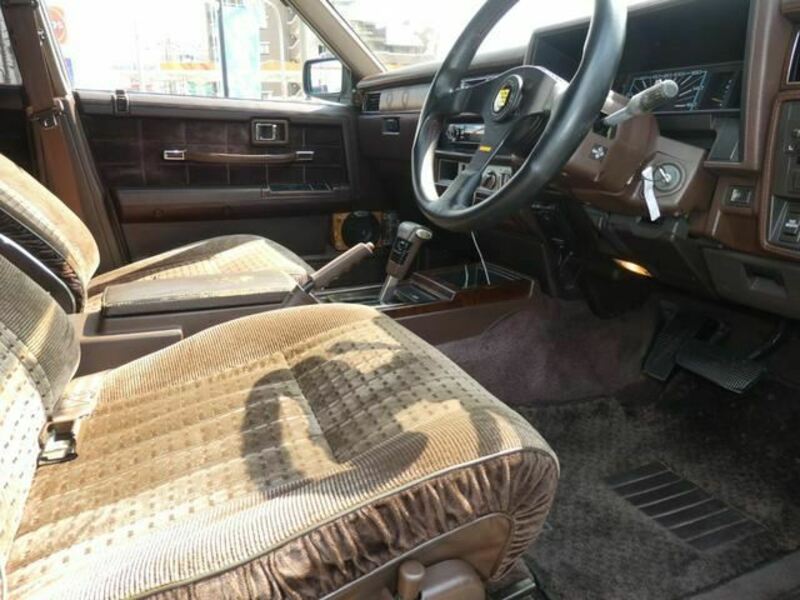 GLORIA WAGON