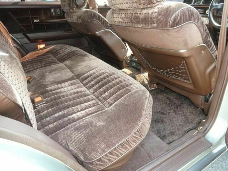 GLORIA WAGON