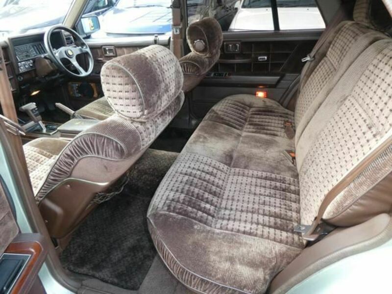 GLORIA WAGON