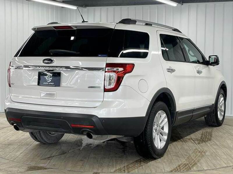 EXPLORER
