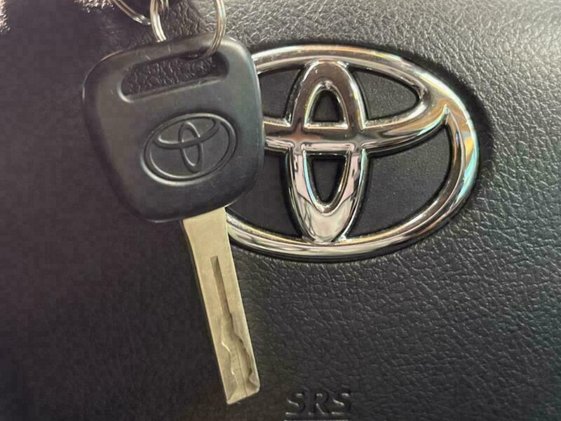 HILUX