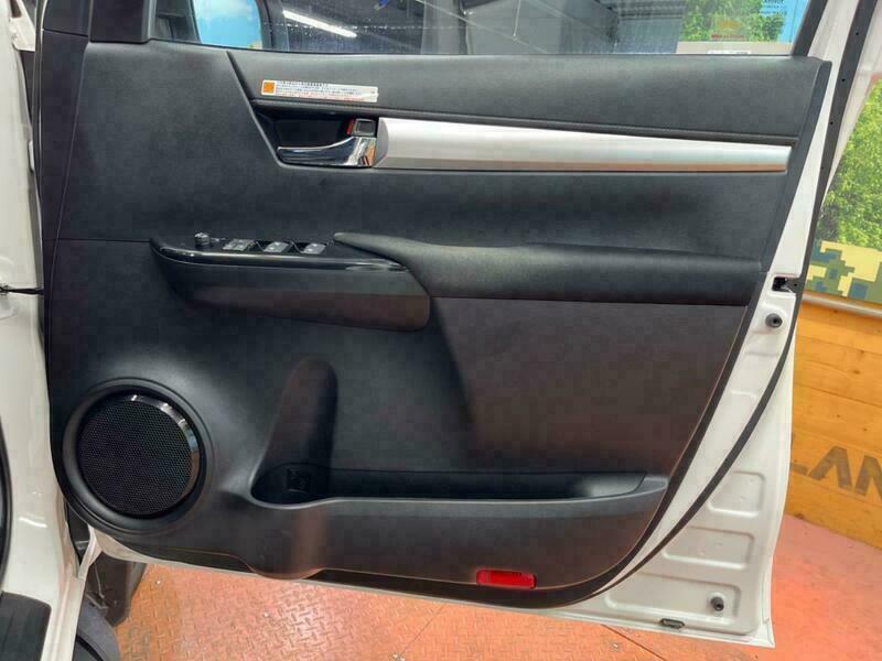 HILUX