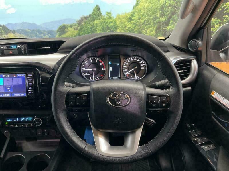 HILUX