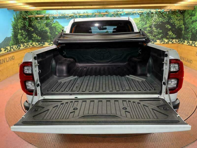 HILUX