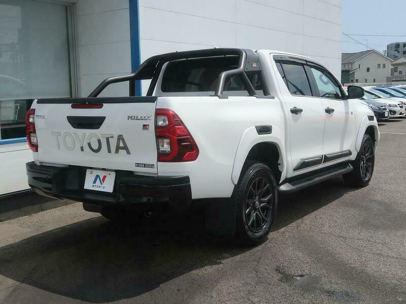 HILUX