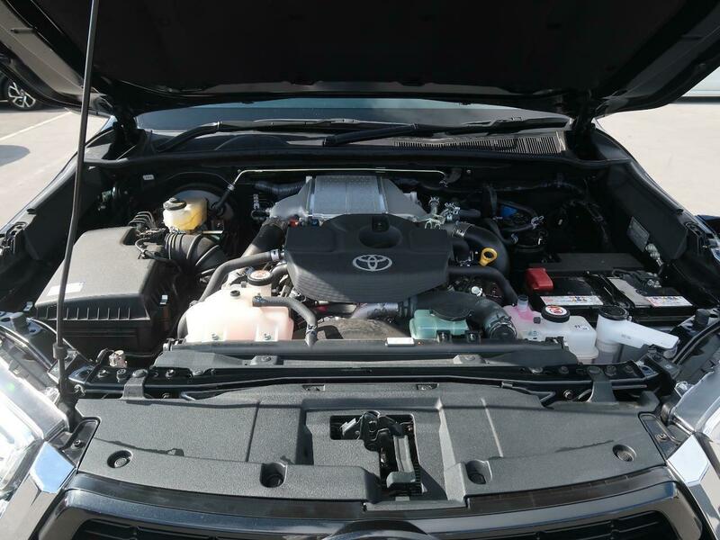 Used 21 Toyota Hilux Gun125 Sbi Motor Japan