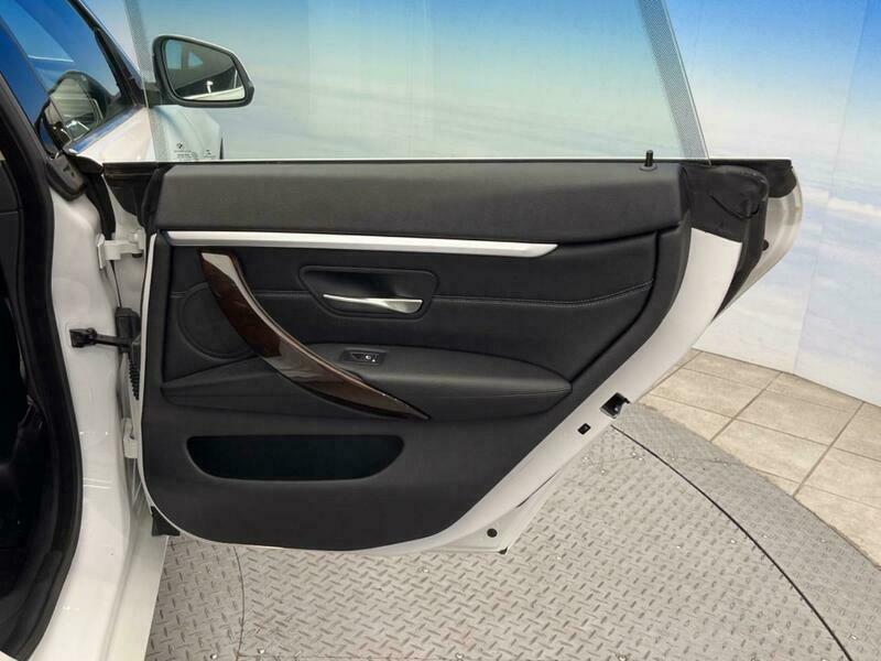 4 SERIES