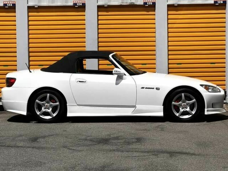 S2000