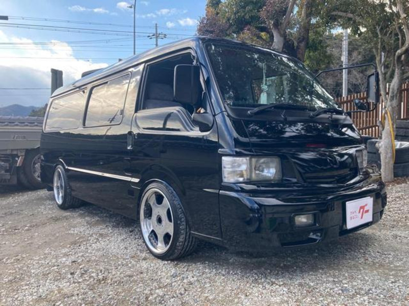 BONGO BRAWNY VAN