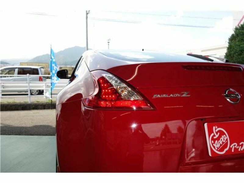 FAIRLADY Z-9