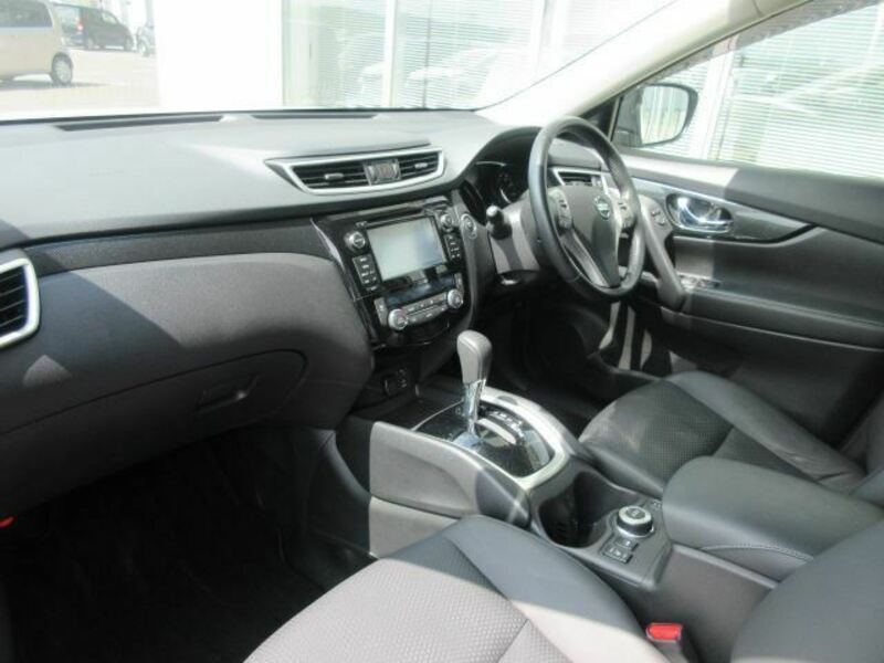 X-TRAIL-5