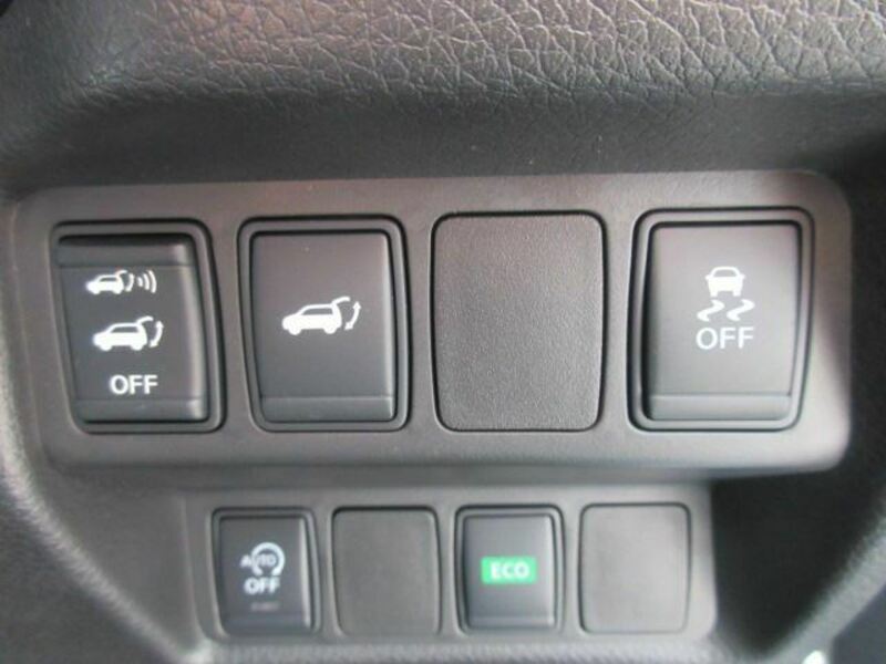 X-TRAIL-18