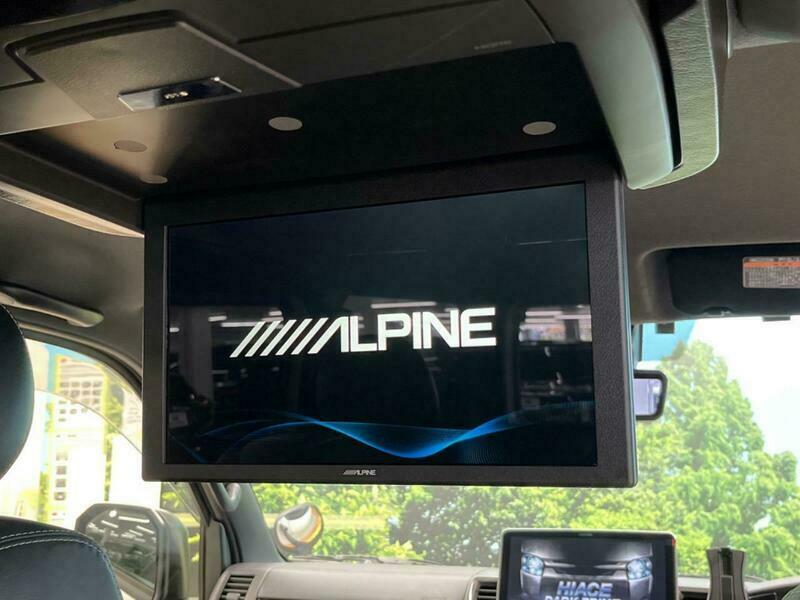 HIACE VAN