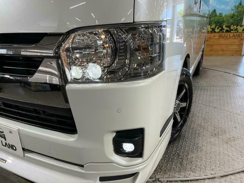 HIACE VAN