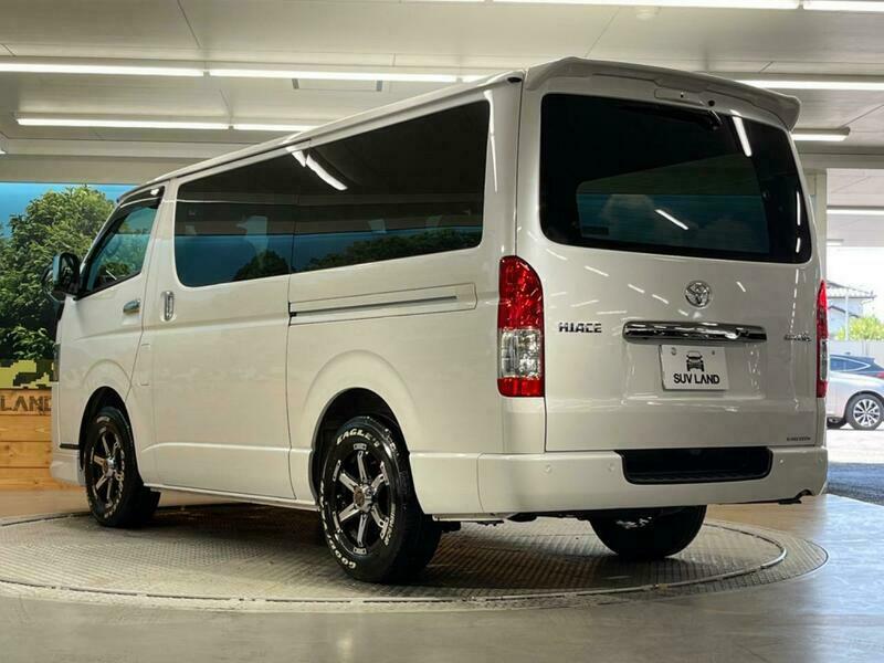 HIACE VAN