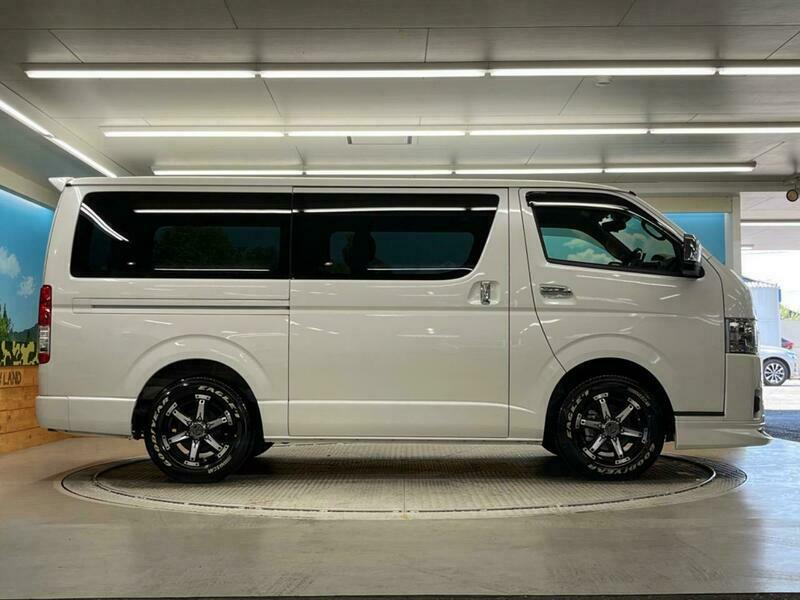 HIACE VAN