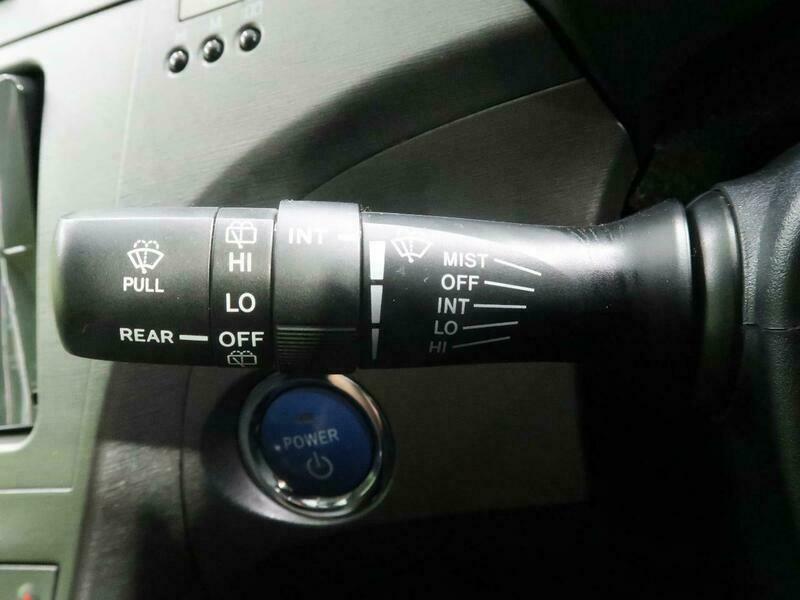 PRIUS-23