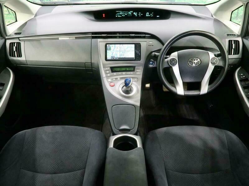 PRIUS-54