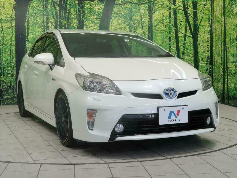 PRIUS-21