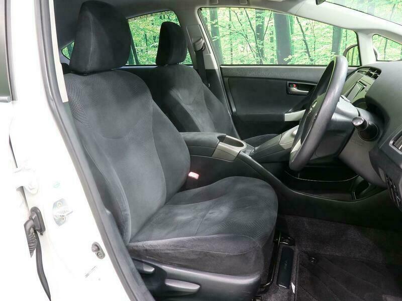 PRIUS-71