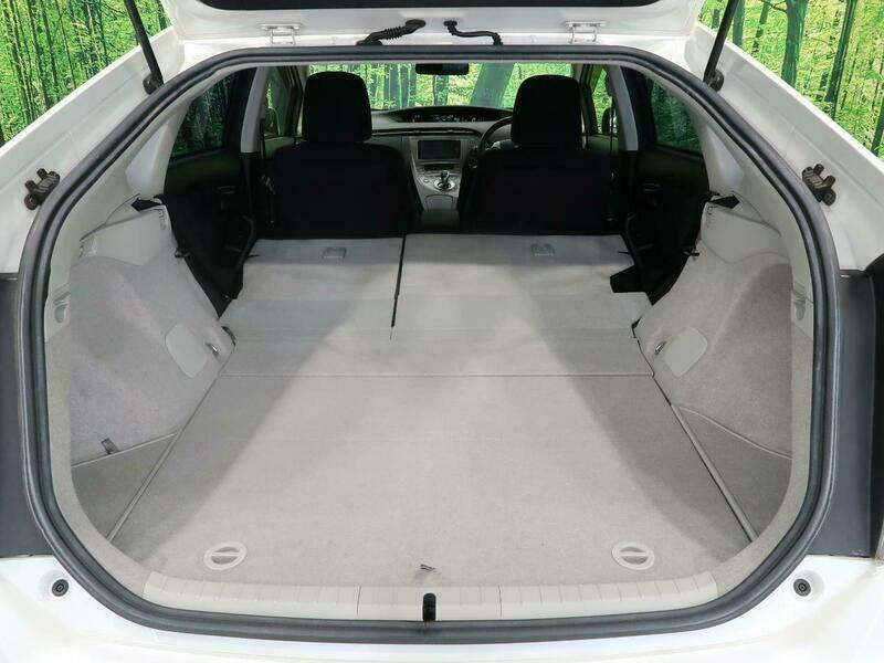 PRIUS-36