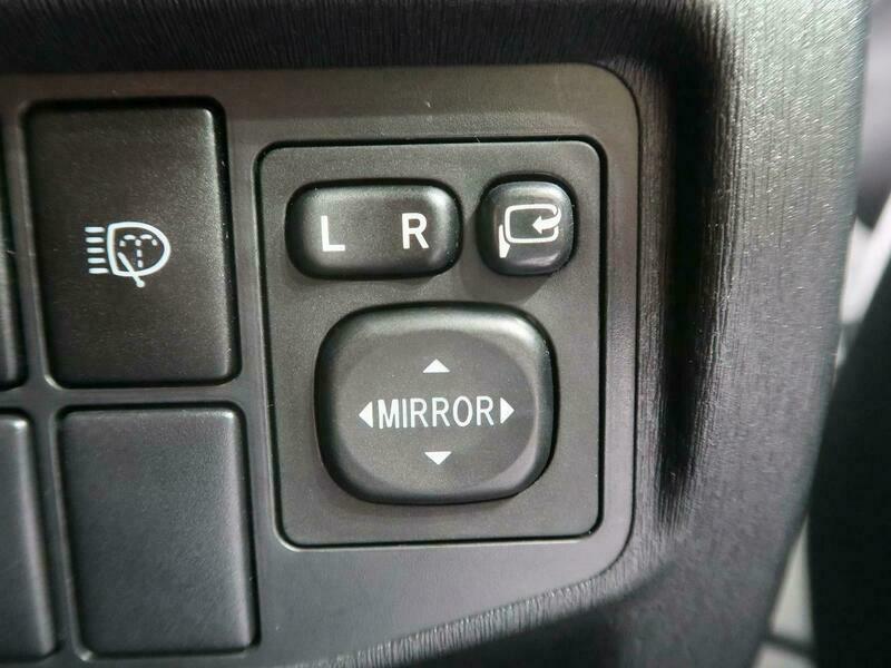 PRIUS-69