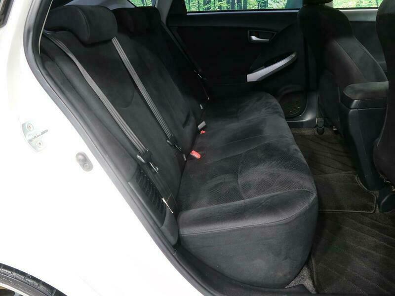 PRIUS-9
