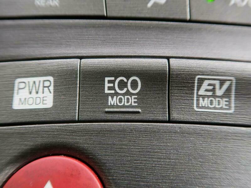 PRIUS-8